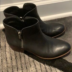 Lucky brand size 8.5 black booties